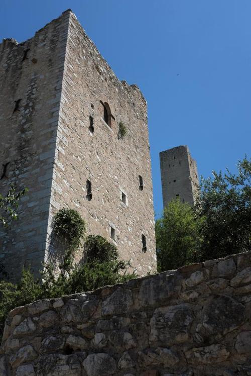Castello di Pissignano / Borgo Lizori