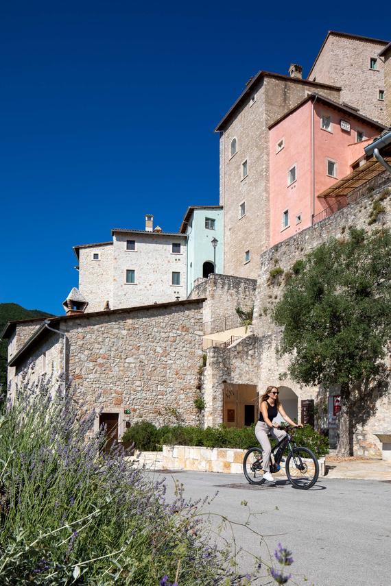 Castello di Postignano loves biking!